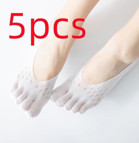 Five pairs of white toe socks with a clear background and '5 pcs' text.