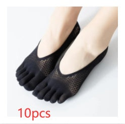Set of black five-finger socks with '10pcs' text on a white background