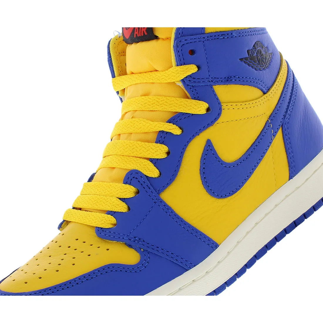 Air Jordan 1 Retro High OG Women’s Sneakers