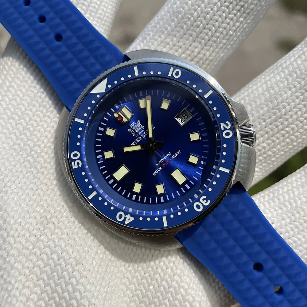 STEELDIVE Men’s NH35 Automatic Watch