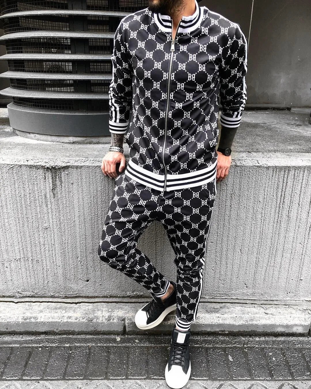 Men’s Autumn Sweatsuit Set