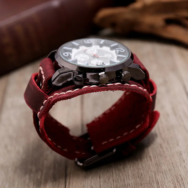Men’s Retro Quartz Watch with Leather Band