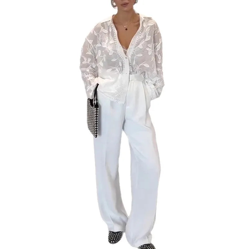 Overhemd met geborduurde revers